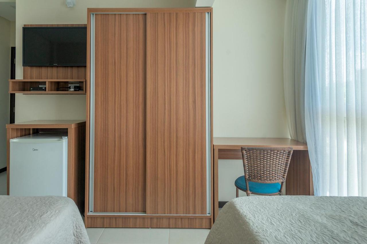 Residencial Onda Azul Hotel Bombinhas Eksteriør billede